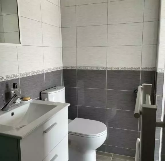 ベッドアンドブレックファースト Studio Indépendant Chez L Habitant