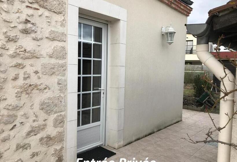 مبيت وإفطار Studio Indépendant Chez L Habitant