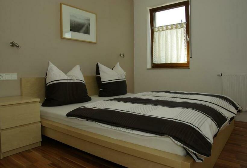 펜션 Gästezimmer Zwischen Neckar Und Enz