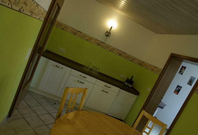 펜션 Gästezimmer Zwischen Neckar Und Enz