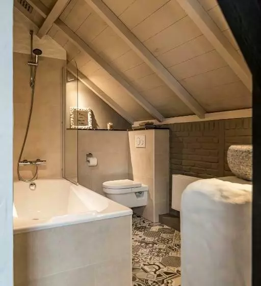 پانسیون Guesthouse Sint Michielshof, Sfeervolle Carré Boerderij Vlakbij Maastricht