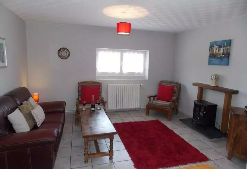 Majatalo Le Petit Lac