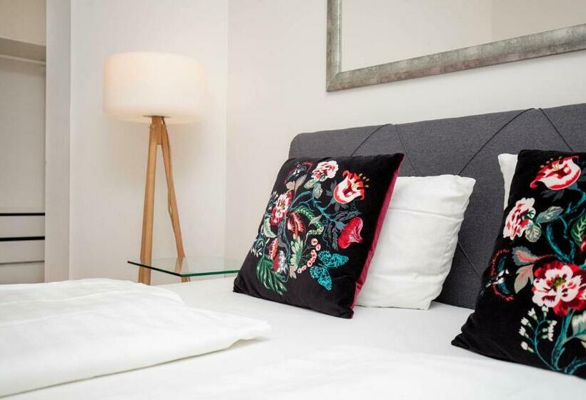 Victoria Altstadt Suites