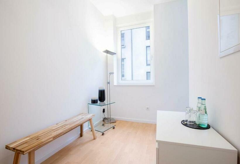 Victoria Altstadt Suites