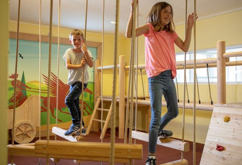 فندق فئة نجمة واحدة Jufa Familienresort Kempten Im Allgäu