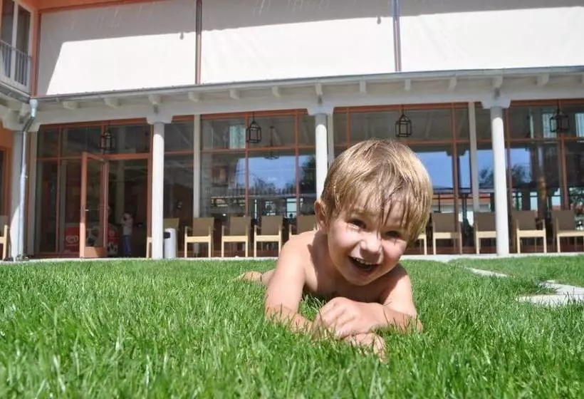 Хостел Jufa Familienresort Kempten Im Allgäu