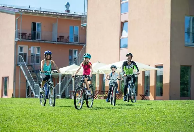 Хостел Jufa Familienresort Kempten Im Allgäu