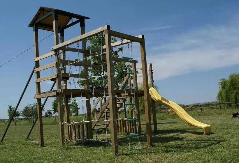 فندق Agriturismo Gualdo Del Re