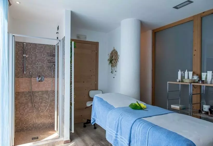 בית מלון כפרי Alpine Mugon