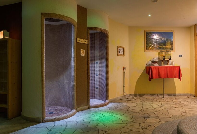 Отель Alpine Mugon