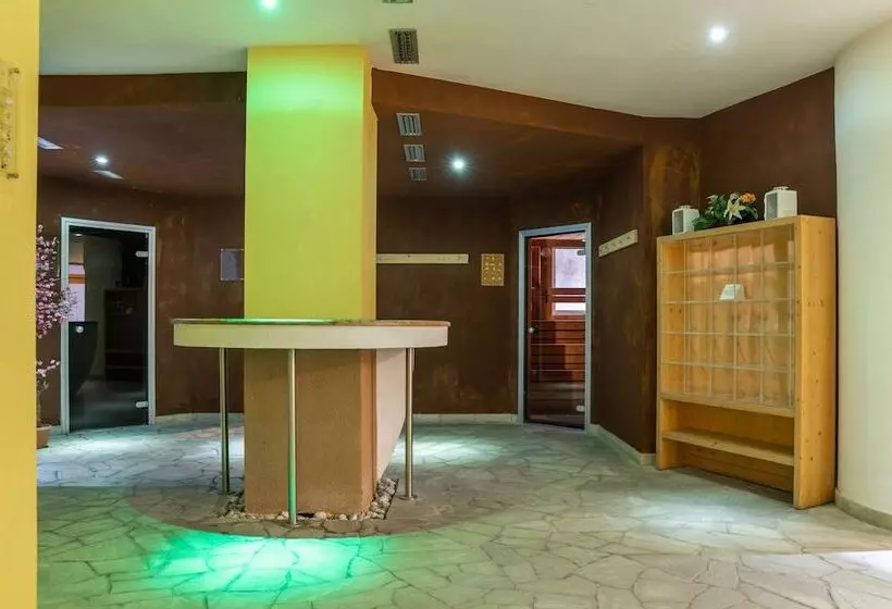 בית מלון כפרי Alpine Mugon