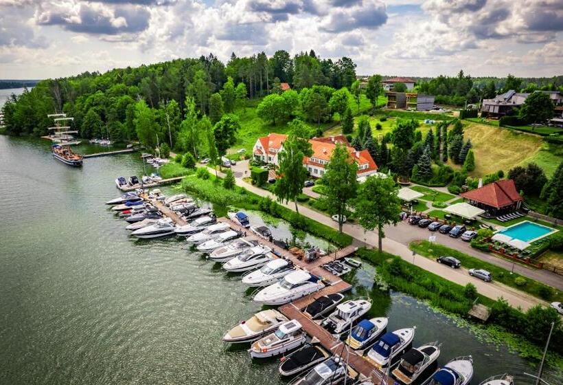 בית מלון כפרי Amax Boutique