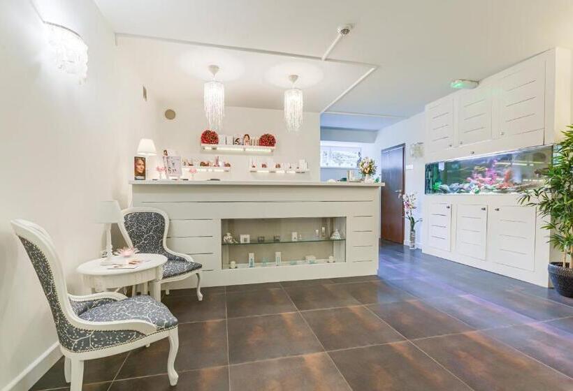 בית מלון כפרי Amax Boutique