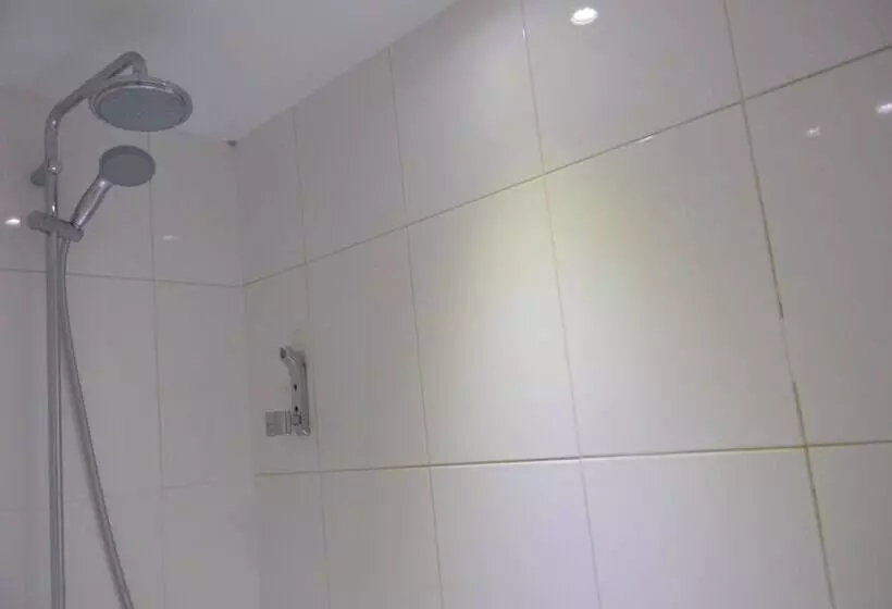 هتل Amsterdam Nieuwmarkt Center Apartments