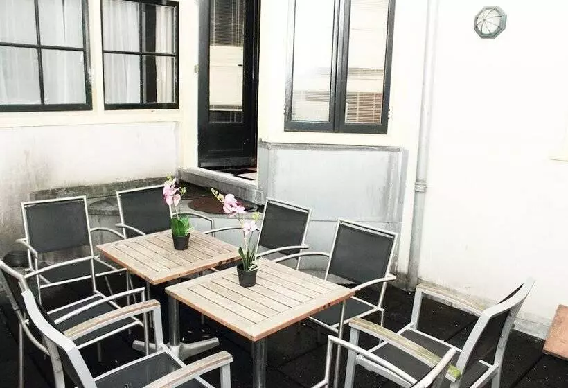 هتل Amsterdam Nieuwmarkt Center Apartments