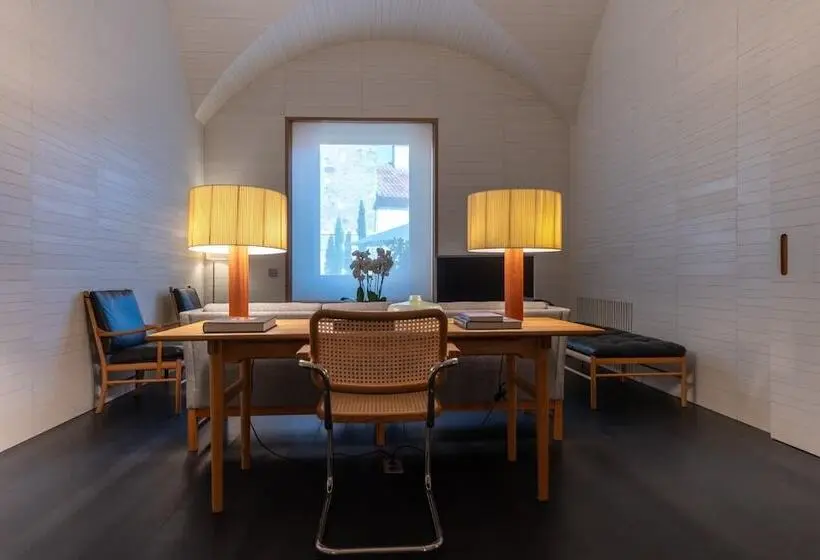 Hotel Atrio