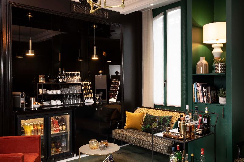 First Hotel Paris Tour Eiffel