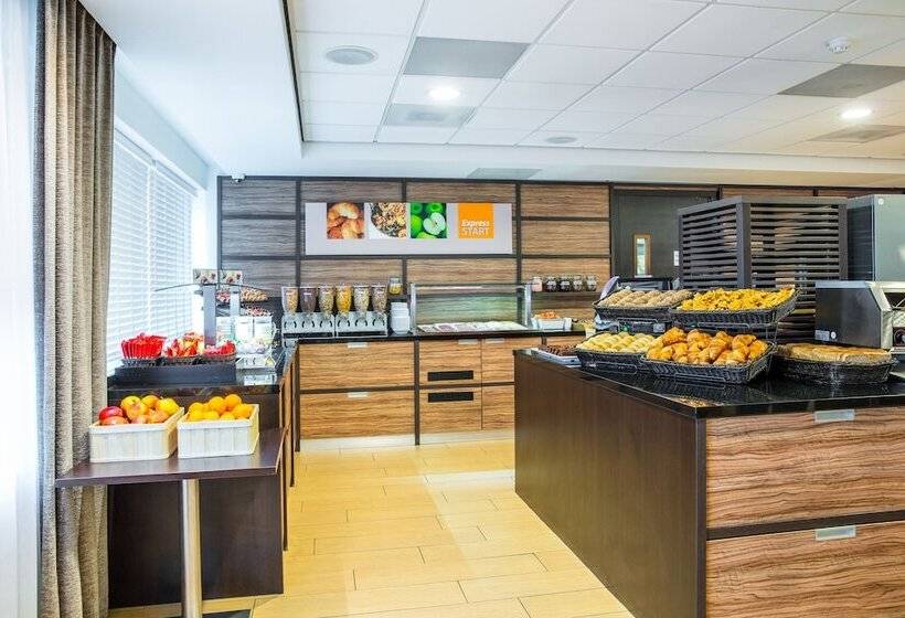 ホテル Holiday Inn Express Amsterdam   Sloterdijk Station, An Ihg