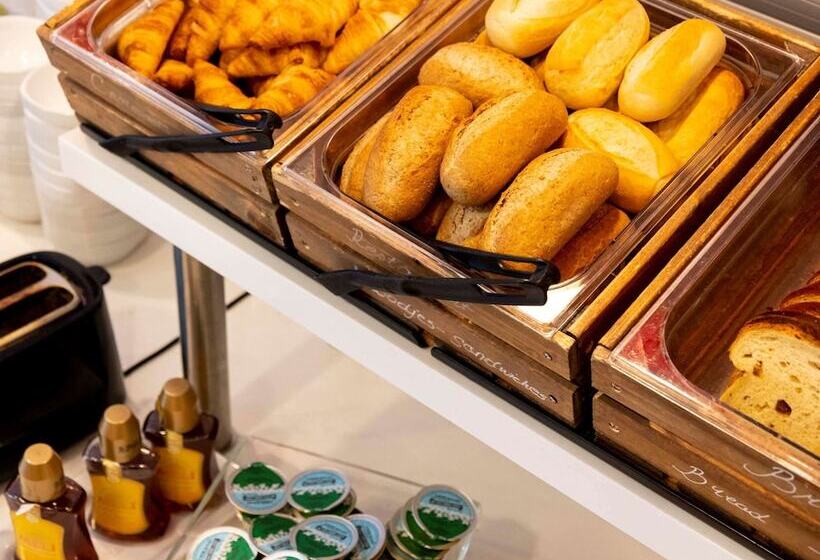 هتل Ibis Budget Antwerpen Centraal Station