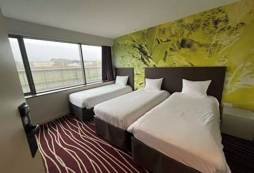 Отель Ibis Styles Saintjulienengenevois Vitam