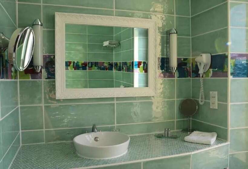 فندق La Chaîne D Or