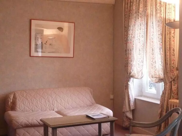 호텔 La Chaîne D Or