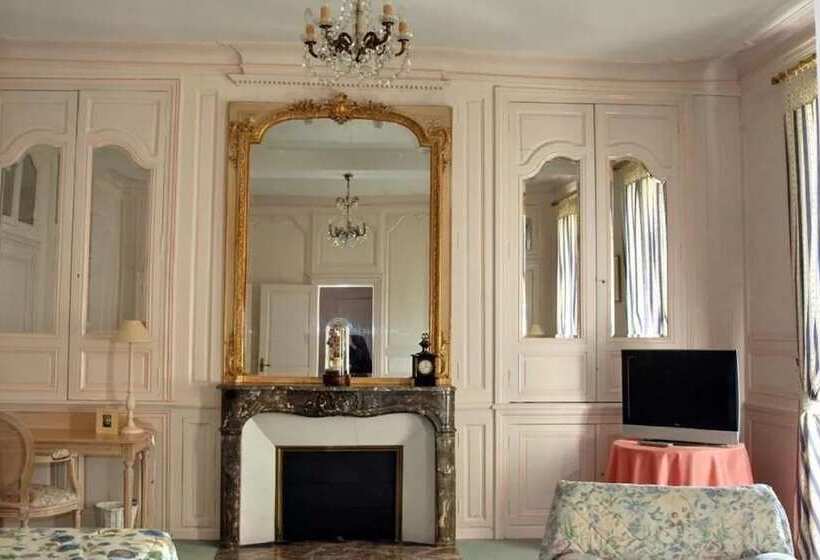 فندق La Chaîne D Or