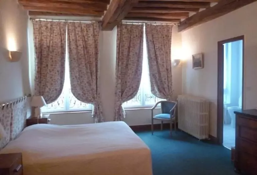 호텔 La Chaîne D Or