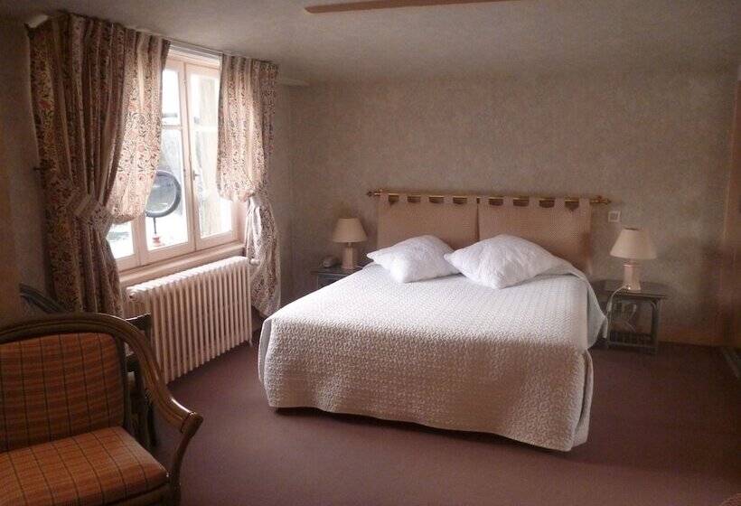 فندق La Chaîne D Or