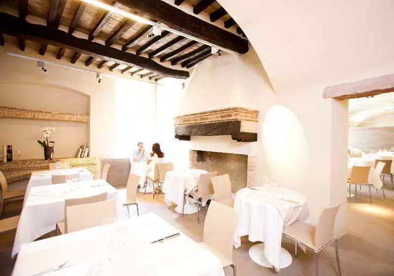 Hotel Nun Assisi Relais & Spa Museum