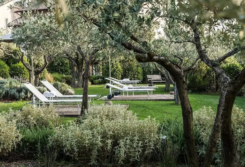 Hotel Nun Assisi Relais & Spa Museum