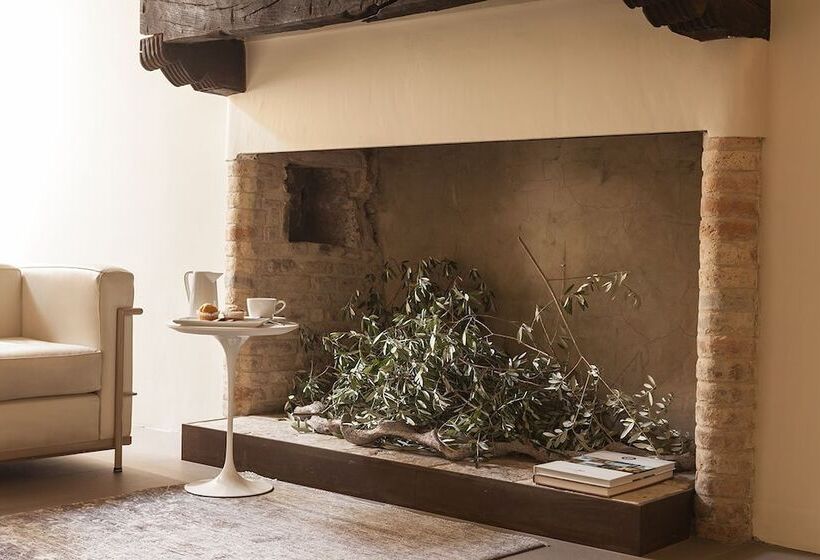 호텔 Nun Assisi Relais & Spa Museum