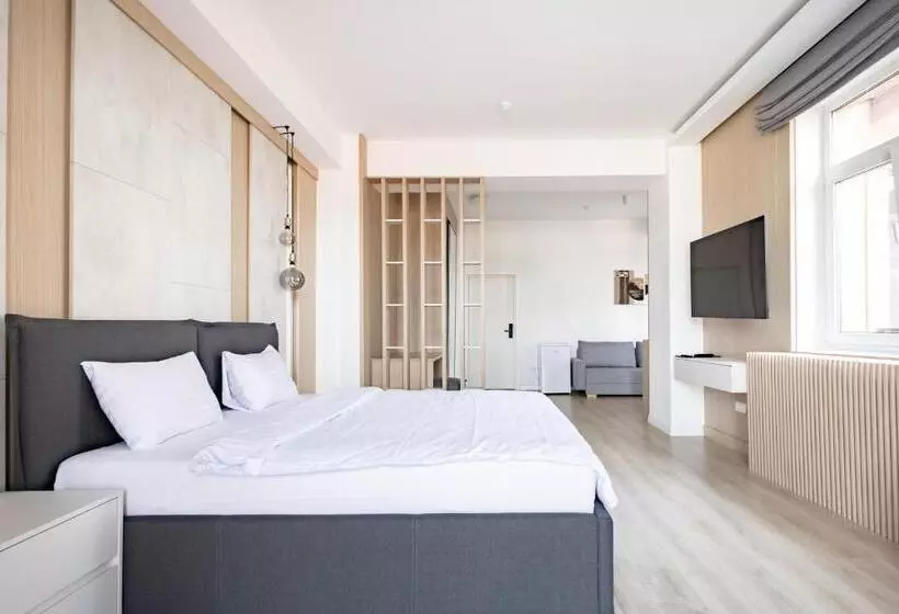 هتل Piccolo Mondo By Citybookings