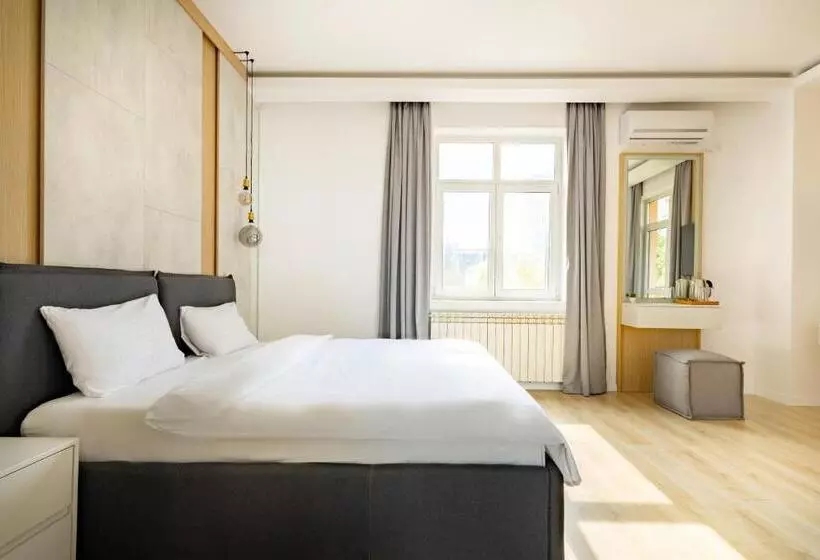 هتل Piccolo Mondo By Citybookings