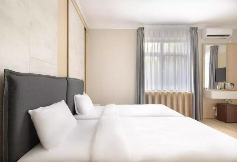 هتل Piccolo Mondo By Citybookings