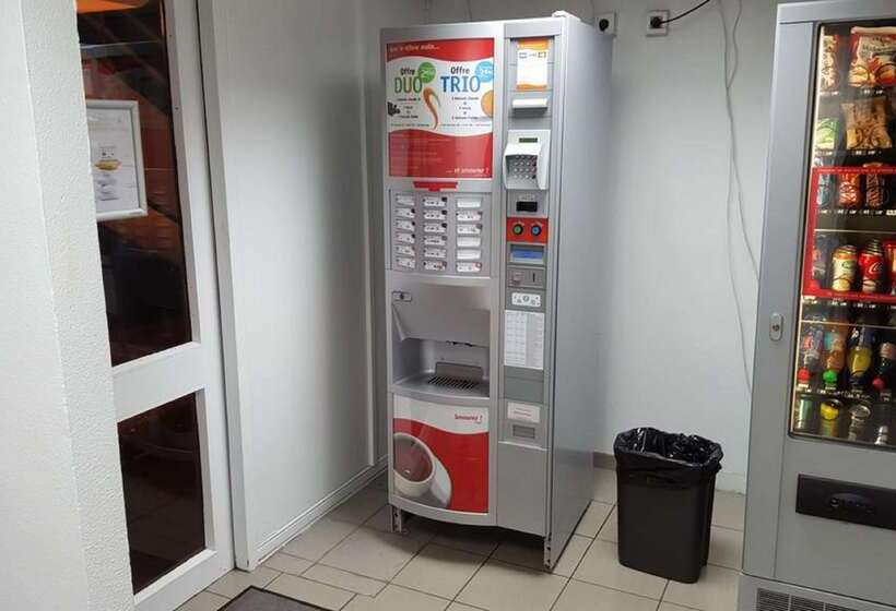 Отель Premiere Classe Lille Sud  Douai Cuincy