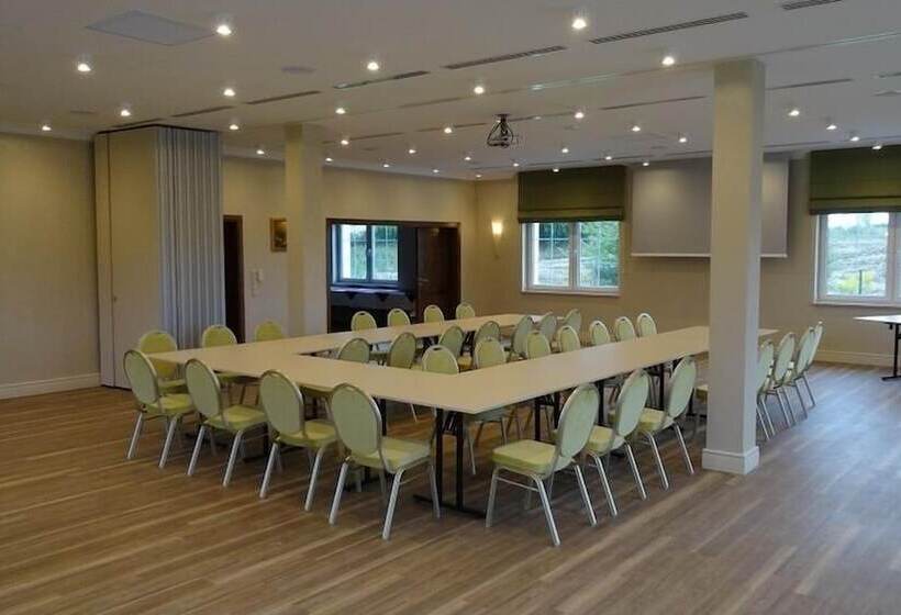 ホテル Spa Wieniawa