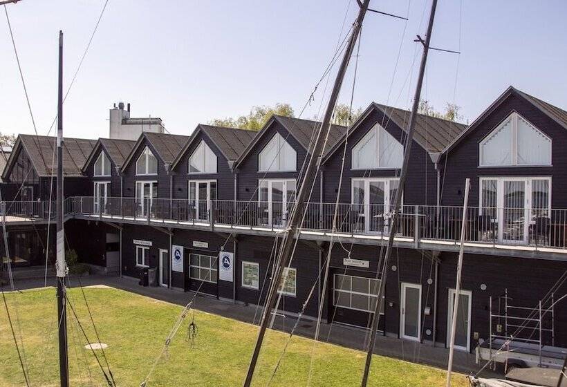 בית מלון כפרי Strandtangen