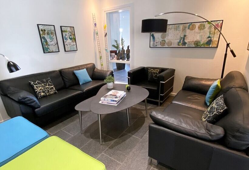 בית מלון כפרי Strandtangen