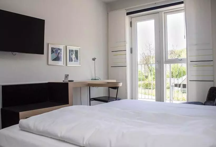 ホテル Strandtangen