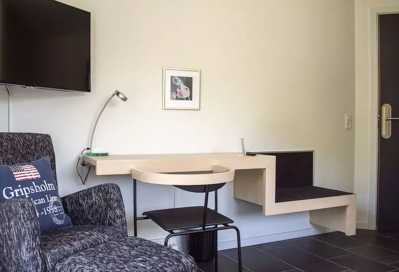 ホテル Strandtangen