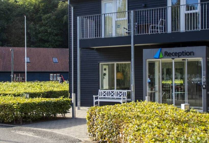 בית מלון כפרי Strandtangen