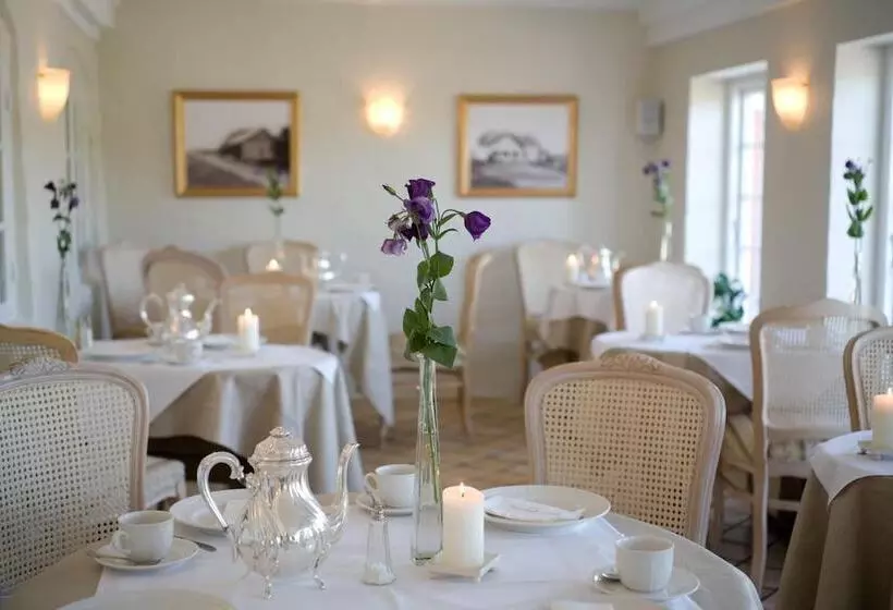 ホテル Tyrstrup Kro