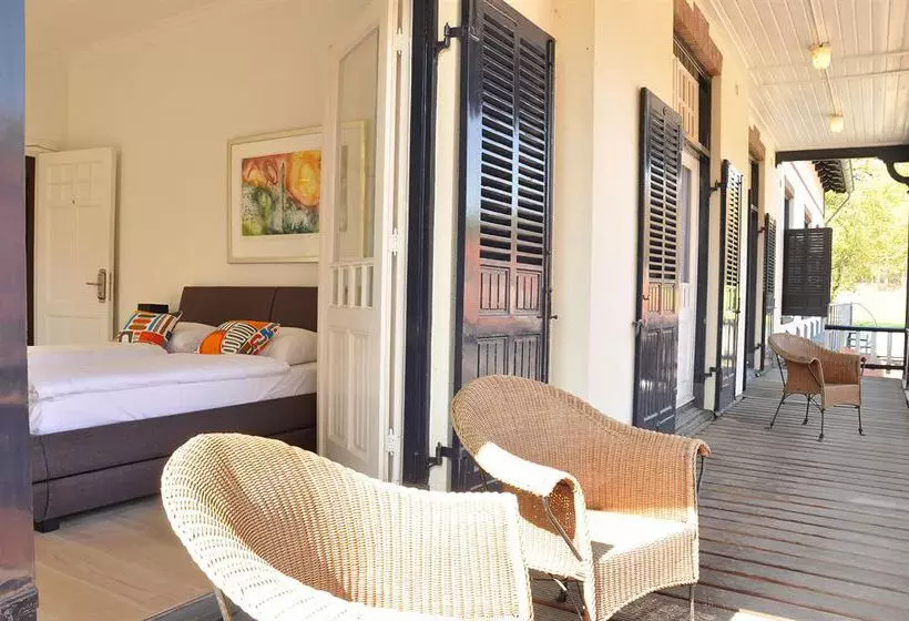 Sandton Hotel De Roskam