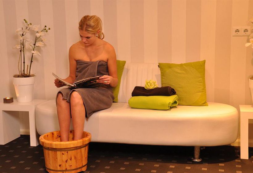 Sandton Hotel De Roskam