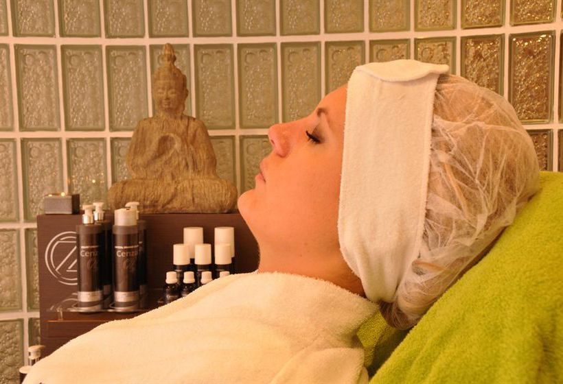 Sandton Hotel De Roskam