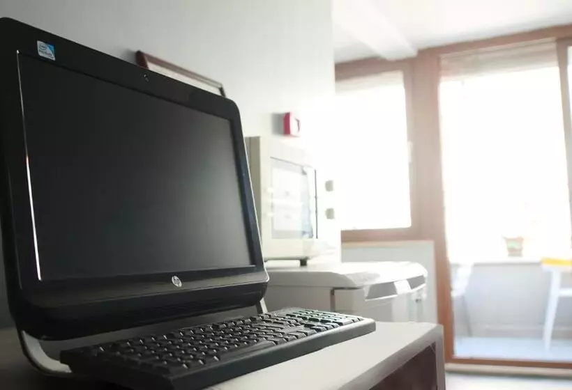 Stay Inn Taksim Hostel