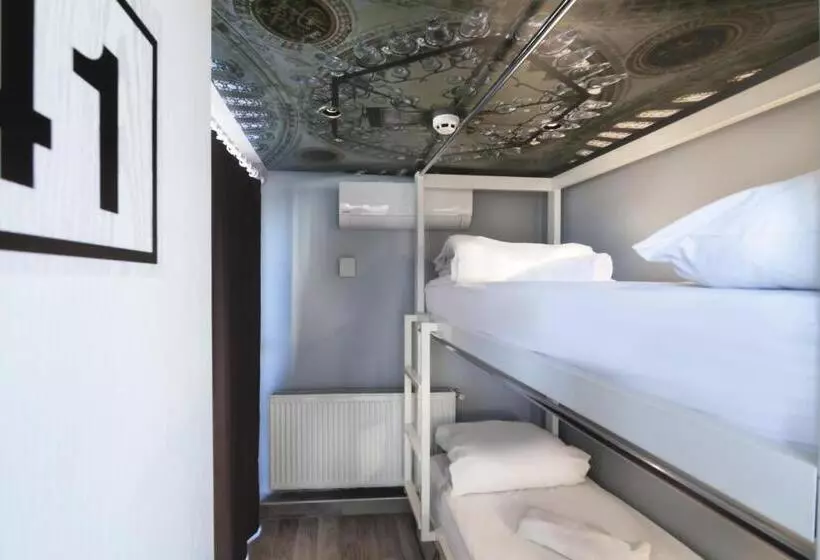 Stay Inn Taksim Hostel
