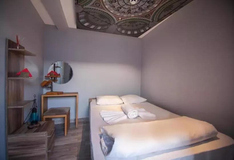 Stay Inn Taksim Hostel