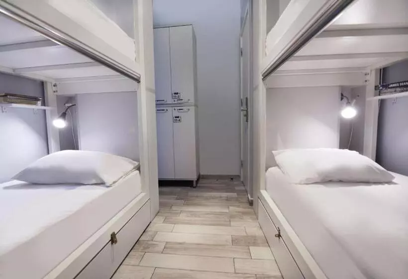 Stay Inn Taksim Hostel